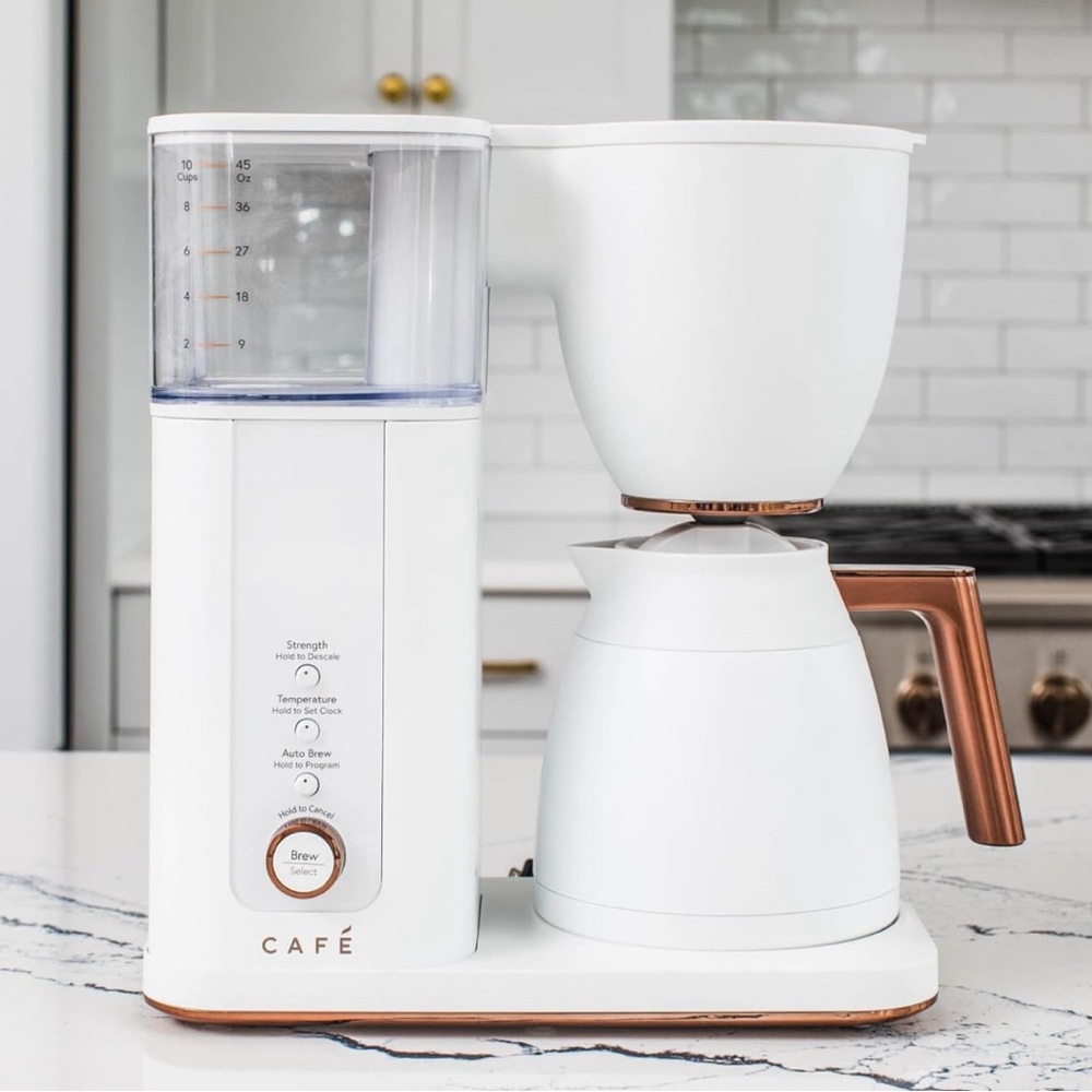 Matte White Wi-Fi Café Specialty Drip Coffee Maker